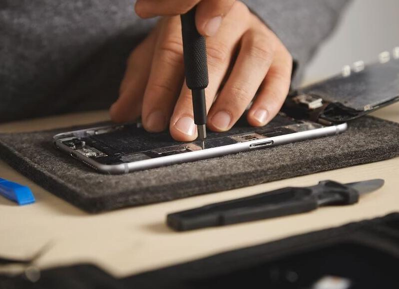 Россияне предпочитают ремонтировать iPhone вместо покупки новых моделей