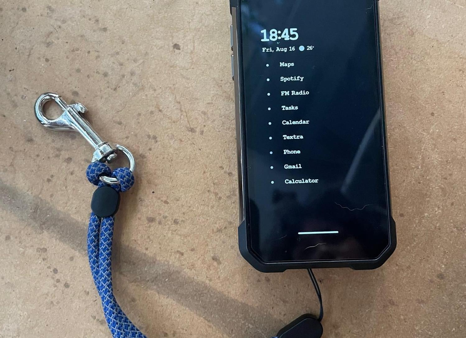 Превью 8849 Tank Mini 1: топовый защищённый мини